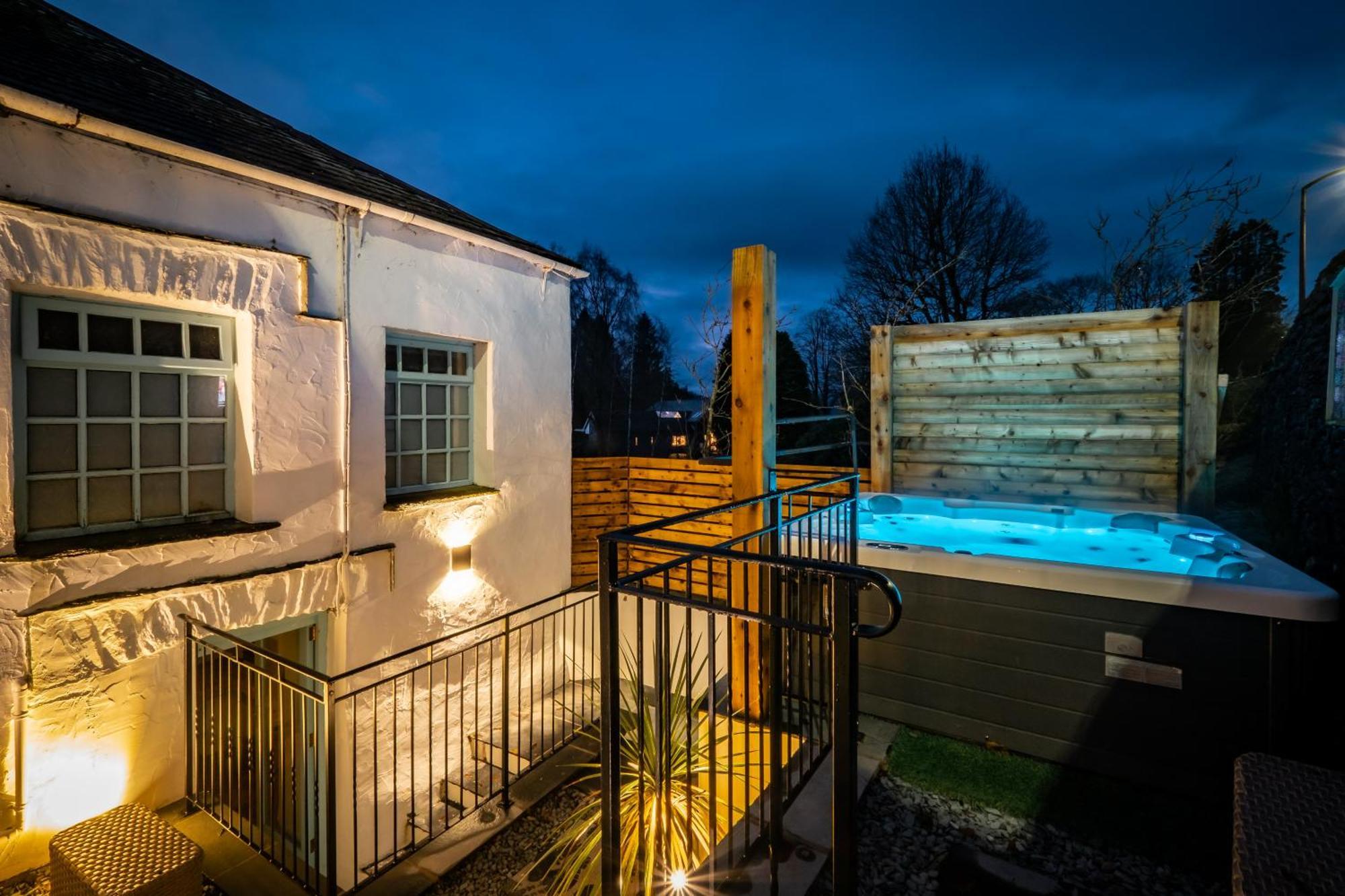 Beautiful Grade 2 Listed Building - West Wing Vila Bowness-on-Windermere Exterior foto
